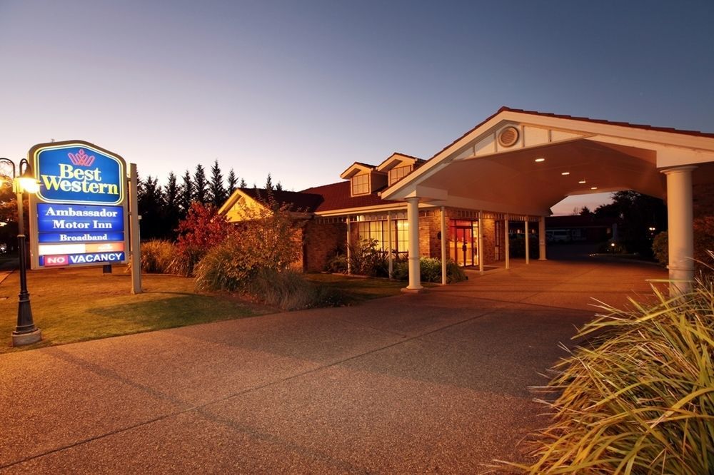 Best Western Ambassador Motor Inn & Apartments Уогга-Уогга Экстерьер фото